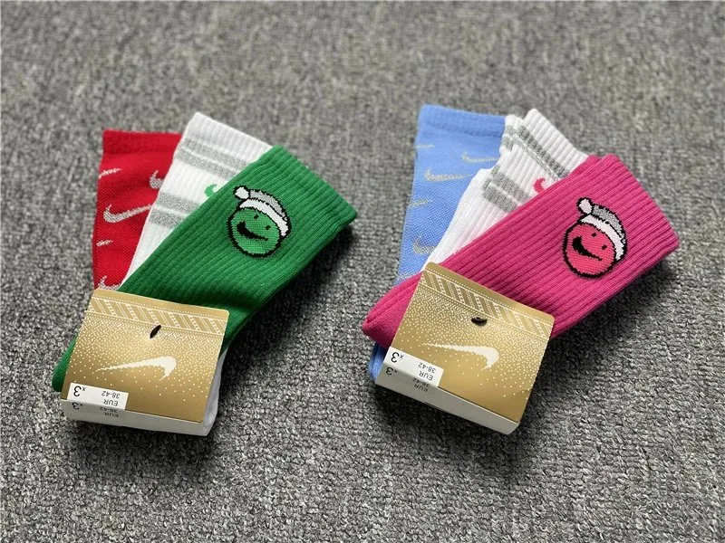 Nike Holiday Crew Socks Multi Color Festive