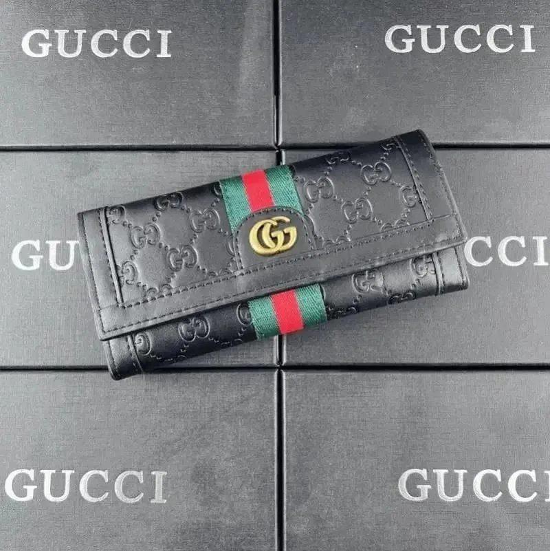 Gucci Black GG Logo