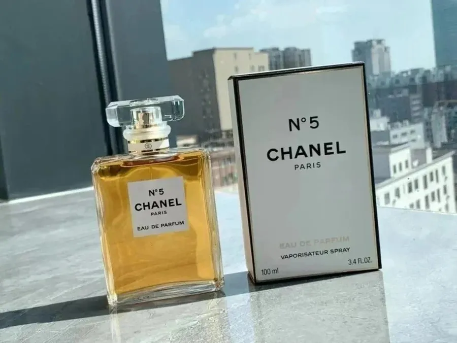 Chanel No5 Gold Eau De Parfum