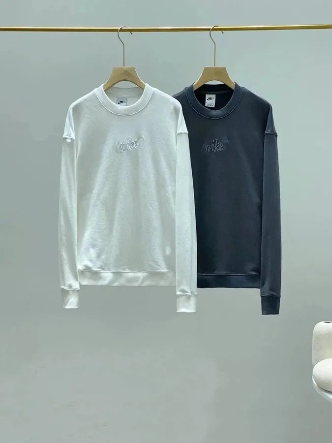 Nike Crewneck White Black Casual Sweatshirt